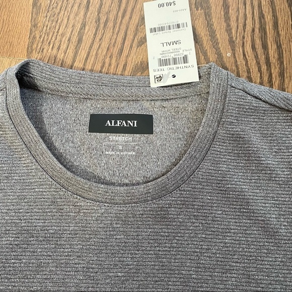 NWT Ribbed grey T-shirt Alfani stretch short sleeve. Size small - Picture 3 of 4